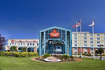 Canad Inns Destination Centre Club Regent Casino Hotel image 1